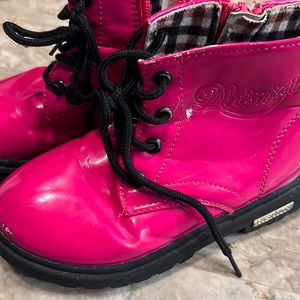 Pink girls boots size 30 I believe is an 11